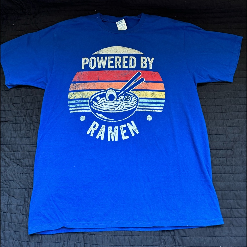 Powered by Ramen Large tee shirt